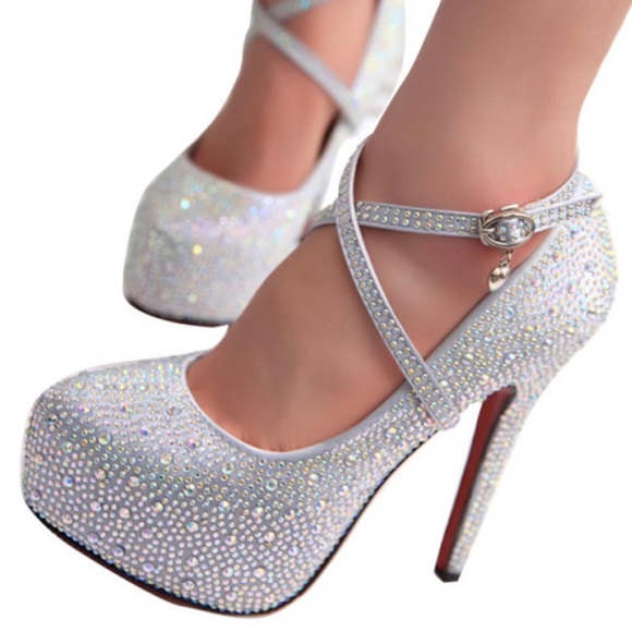 NEW Silver Rhinestone Pump - Picture 6 of 9